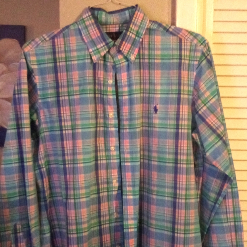Ralph Lauren polo long sleeve size medium beautifu